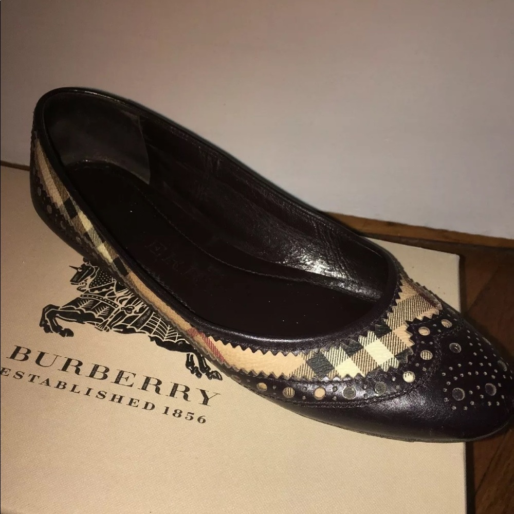 Burberry Flats Checked Pattern - image 3